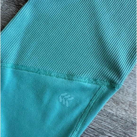 All in Motion Contour Leggings - Teal Green - Picture 9 of 9